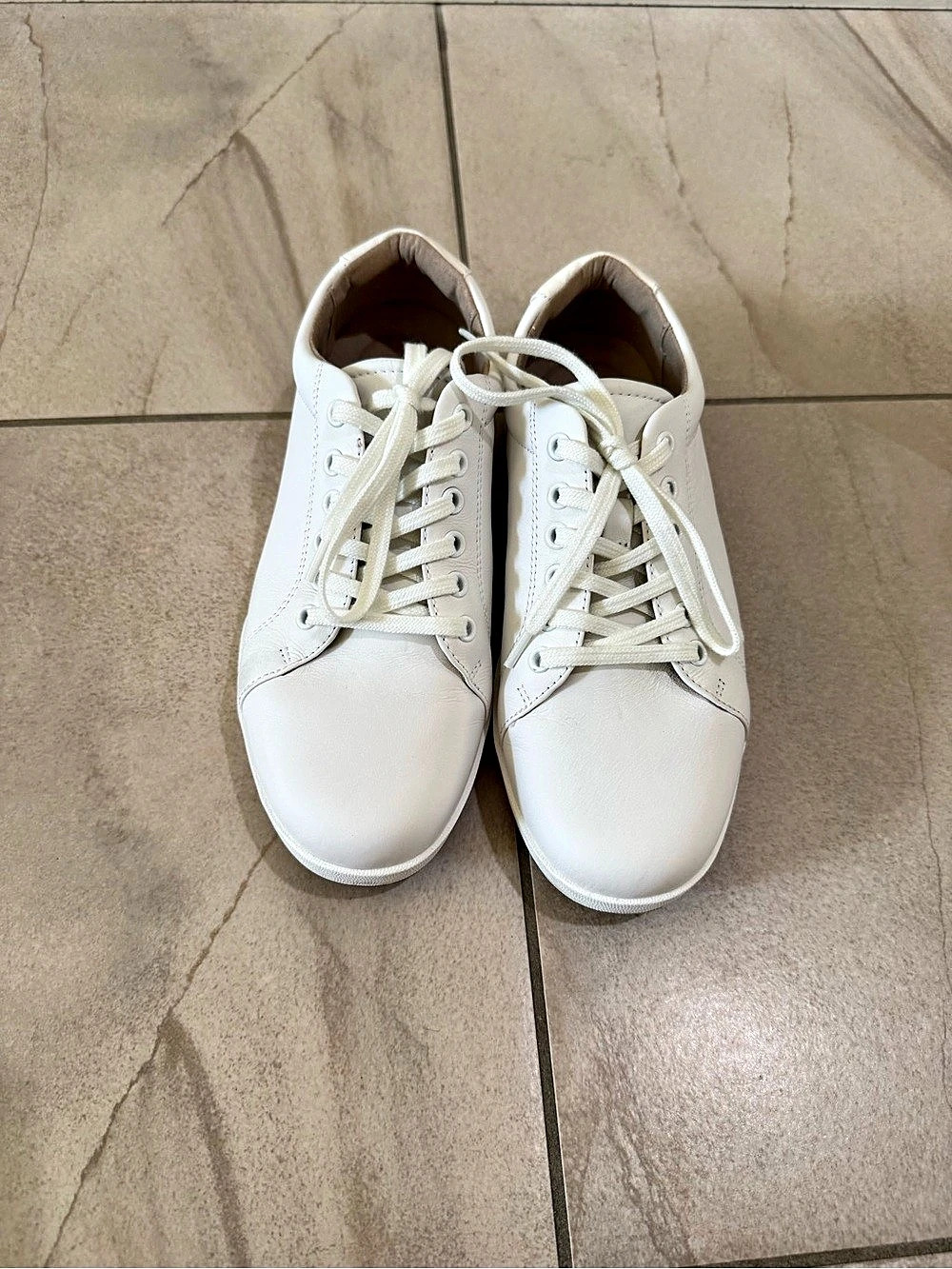 ABEO Encore Sneaker White Women's Sneakers